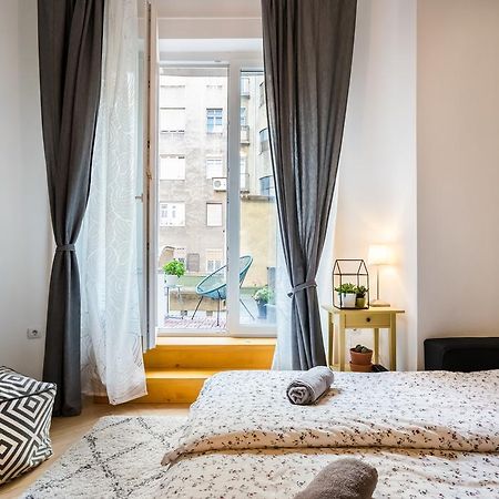 Bpr Charming Design Apartment With Balcony, A/C Budapeste Exterior foto