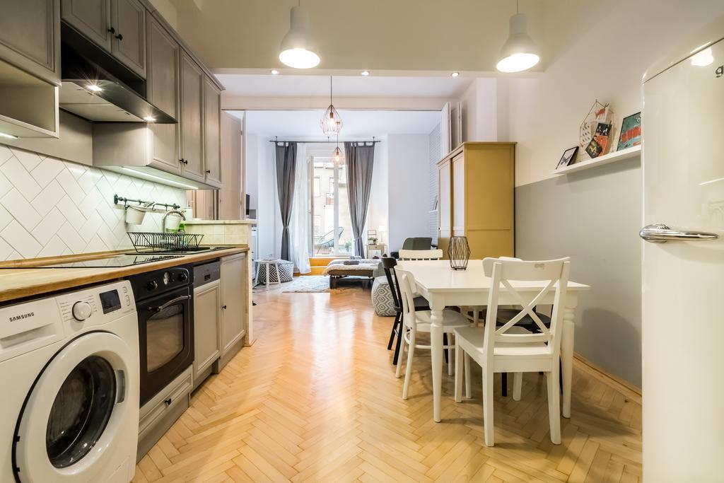 Bpr Charming Design Apartment With Balcony, A/C Budapeste Exterior foto