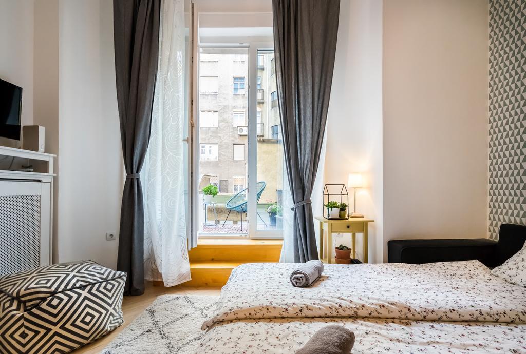 Bpr Charming Design Apartment With Balcony, A/C Budapeste Exterior foto